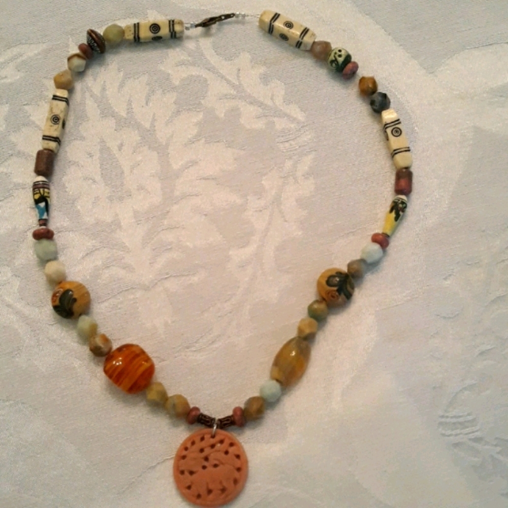 Beaded necklace